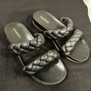 Women’s Black Sandals